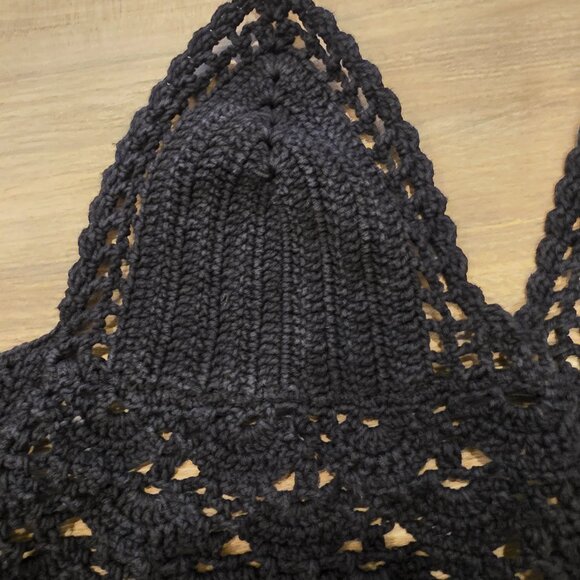 LA Hearts - Women’s Black Crochet Crop Halter Crop Top - Picture 2 of 6